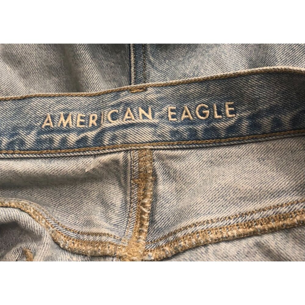 American Eagle Womens 10 Regular Distressed Mom Jeans New without Tags - Picture 3 of 8